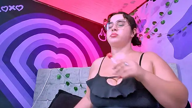 Lorena Adamsx online show from December 2, 7:38 pm