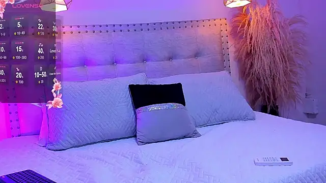 Esmeralda cutes online show from November 24, 7:27 pm