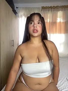 katthyasmitth online show from February 6, 10:02 pm