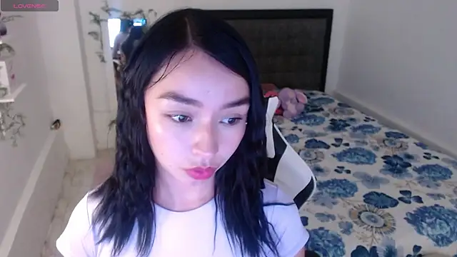 Ariel Laurentt online show from July 17, 4:17 am