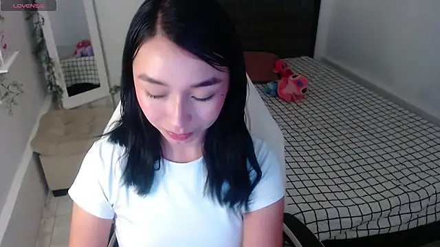Ariel Laurentt online show from June 21, 4:38 am