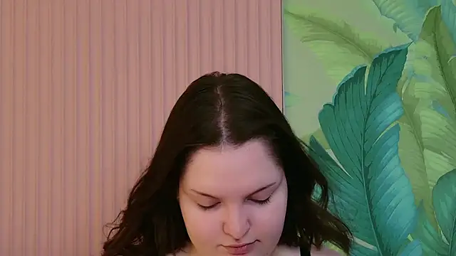 Vanessa Resie online show from November 22, 6:16 am