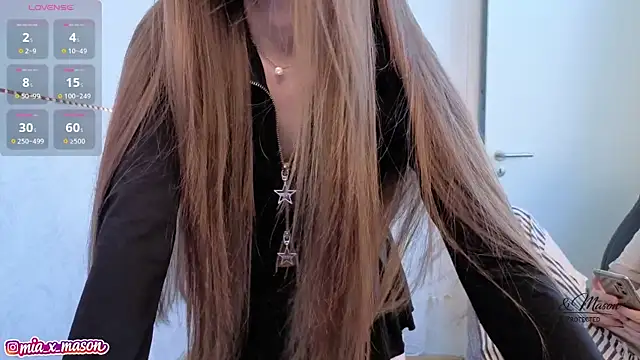 Mia69Mason online show from July 29, 7:52 am