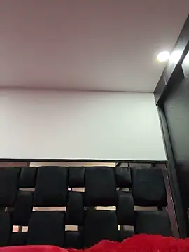  scarleth lux online show from December 3, 8:33 pm