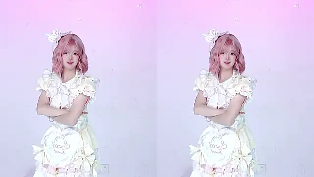 CM---002 online show from March 8, 1:46 am