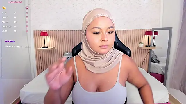 jasmyne anbar online show from February 3, 9:07 pm