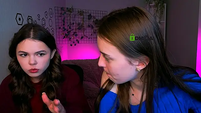 maddycats online show from November 24, 1:46 pm