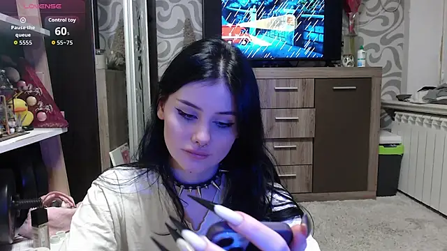 Moon raven online show from March 29, 2:38 pm