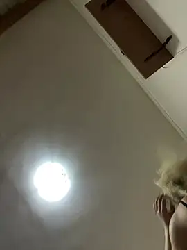 CrazyJessika online show from April 19, 10:37 am