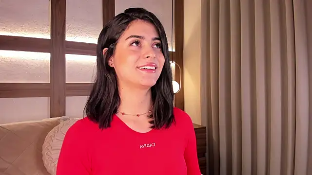 SarhaVega online show from December 18, 1:38 pm