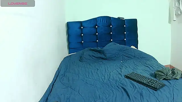 ashleey palmer online show from June 9, 12:43 am