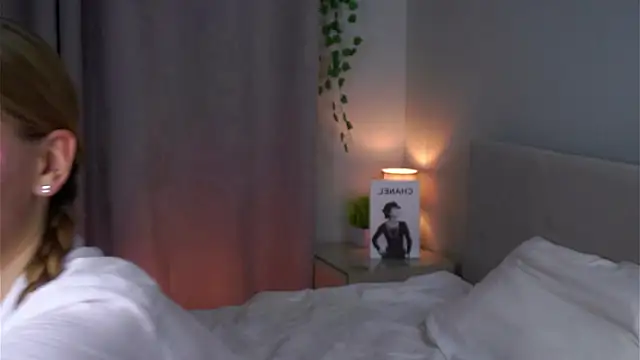 AmparoCilek online show from March 21, 7:30 pm