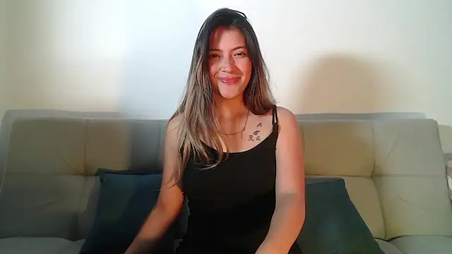 hanna  jones7 online show from February 17, 11:48 pm