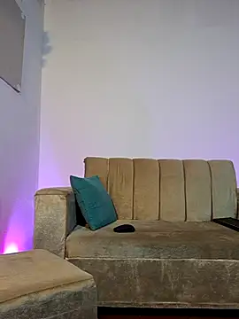 ginebra n yan online show from February 19, 8:07 pm