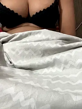 miss-Riya-00100 online show from November 24, 6:04 am