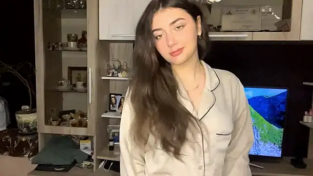 LorrineHayslett online show from November 25, 6:09 pm