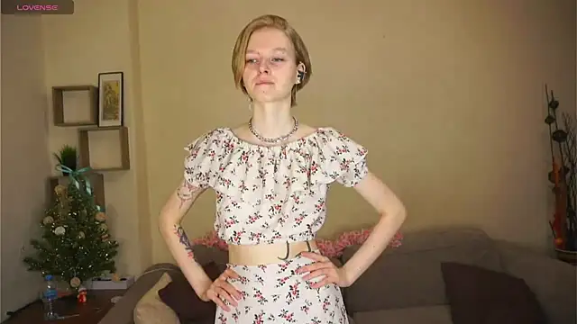 ToyaPletz online show from March 29, 4:28 pm