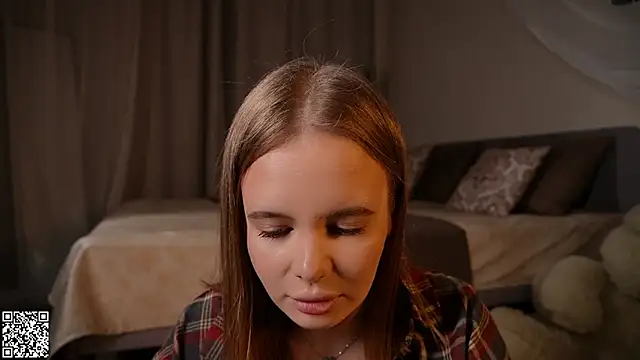 iamclaire online show from November 30, 8:35 pm