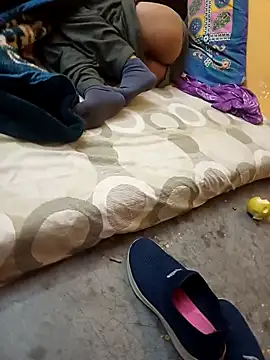 supreiya online show from December 5, 5:03 pm