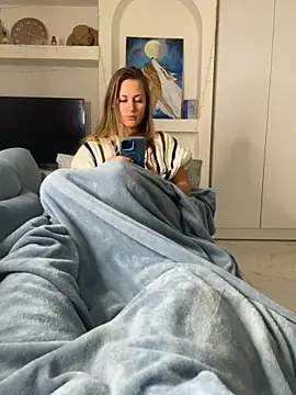 69 Degrees of Love online show from March 1, 10:37 am