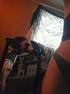 CoSMIcCunty online show from December 2, 6:21 pm