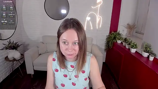 Brooke lover online show from January 18, 9:11 pm