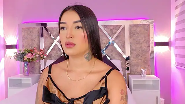 MelissaGill  online show from January 15, 12:00 pm