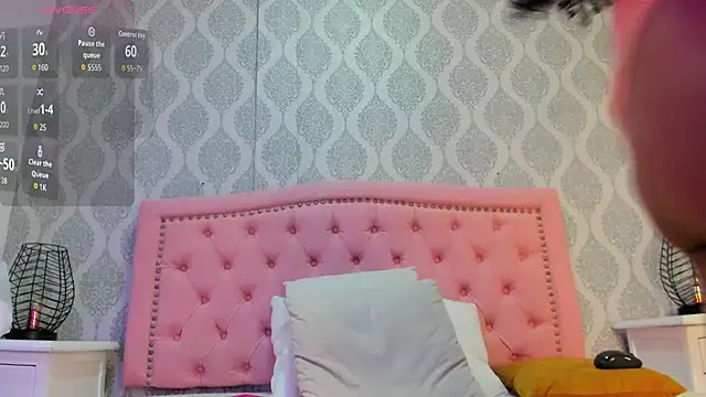 emma scott 7 online show from February 25, 11:42 am