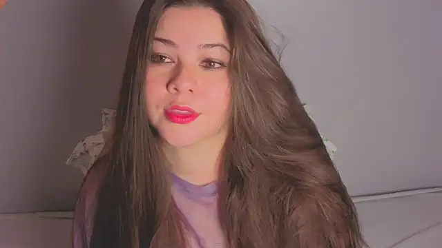 amyvans  online show from August 4, 9:21 pm