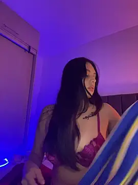 Samantafoxx  online show from June 6, 10:38 pm