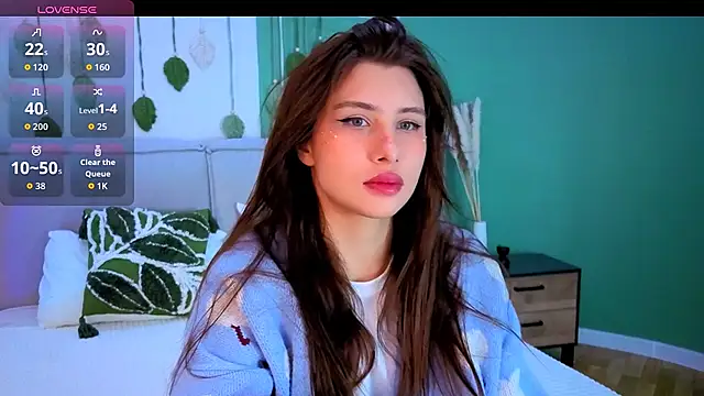 Danielle Eddwards online show from February 19, 2:49 pm