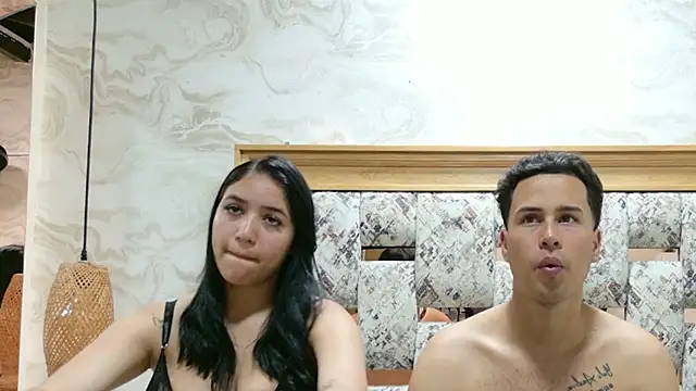 aron emily 23 online show from December 2, 7:05 pm