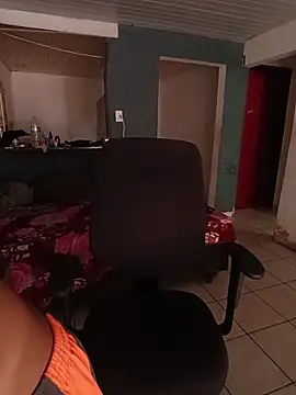 theyllorwillian online show from February 11, 6:09 pm