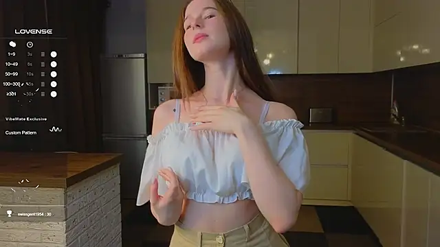 BlissLecton online show from December 3, 4:37 am