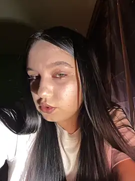 SweetLipssss online show from December 22, 4:15 am