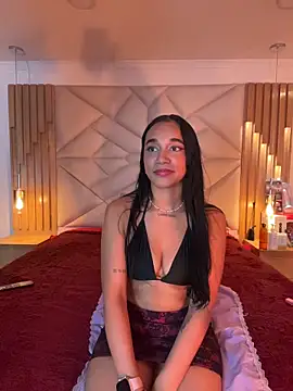 coraline vera online show from April 4, 7:02 pm