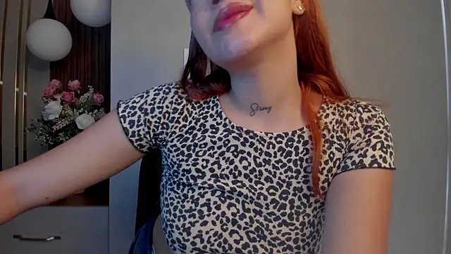 AliceHills  online show from December 17, 12:42 pm