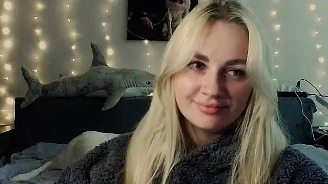 Whitehex666 online show from November 29, 6:45 pm