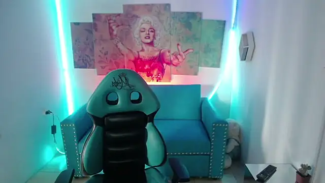 Sweet queen m online show from December 4, 1:35 pm