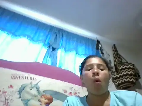 Shirly rdz online show from December 3, 10:01 pm