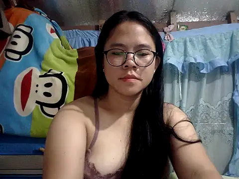 xxdreamgirl69 online show from June 4, 1:33 am