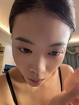 youyou-baby999 online show from July 10, 11:37 pm