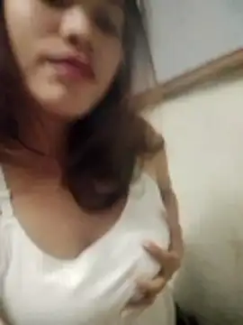Lovely aprilxx online show from April 6, 3:35 pm