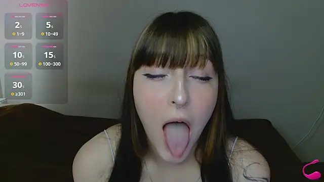 JasmineAdamss online show from July 20, 8:17 am