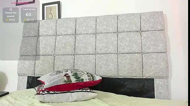 sofiia smith  online show from January 15, 7:42 pm