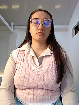 SwettieSammy online show from December 17, 1:04 pm