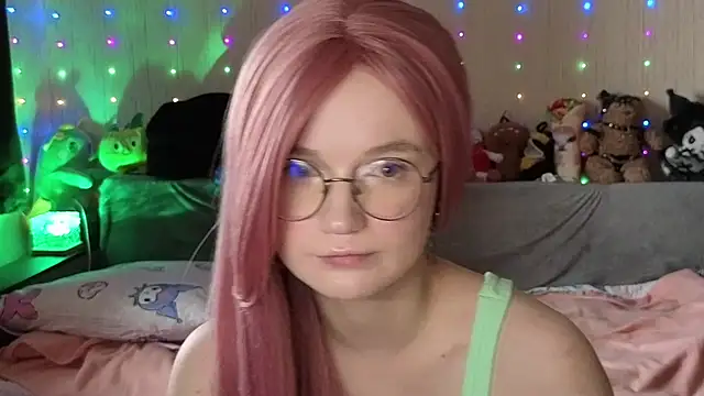 Kitty smalltits online show from February 26, 6:23 am