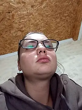 Lisamisaa online show from November 30, 4:00 pm