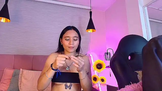 Bella Damon  online show from January 14, 12:15 am