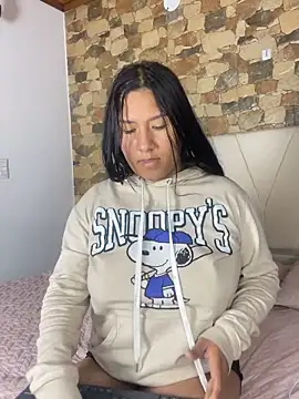  madisonfoxxx2 online show from December 4, 7:43 am